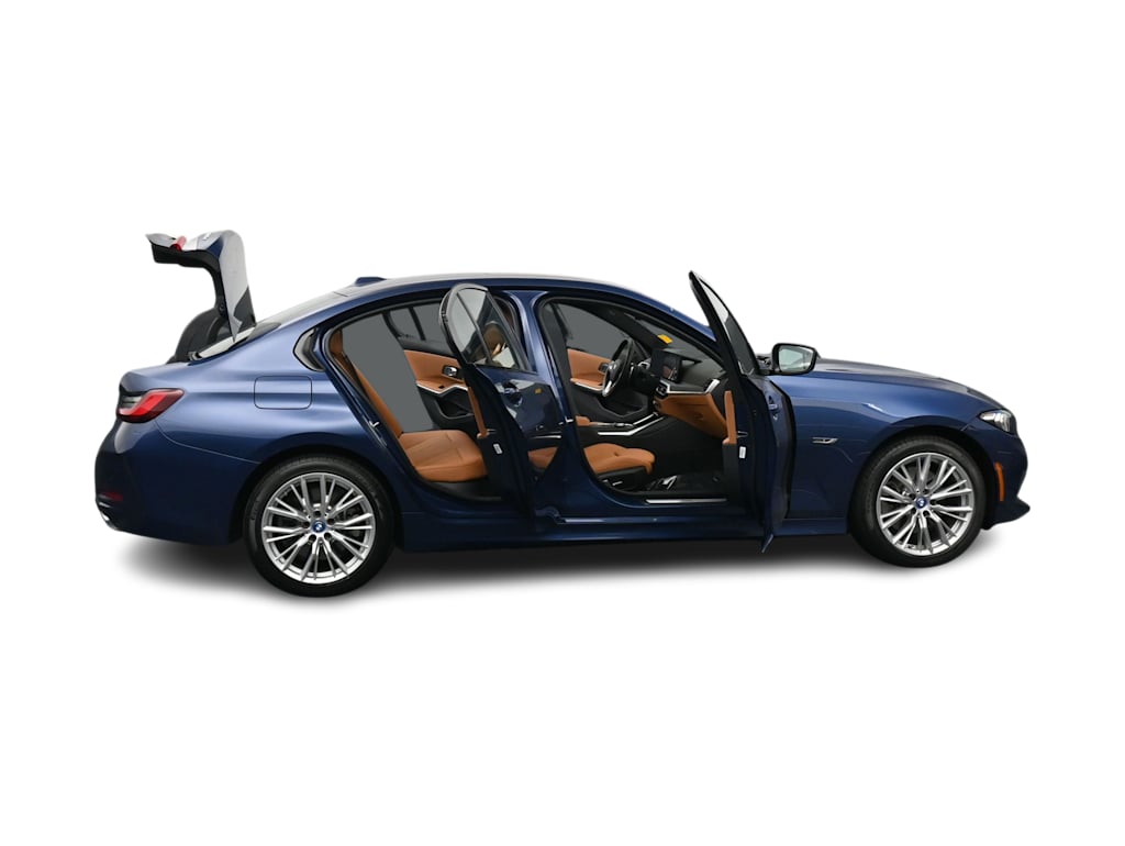 Thumbnail: 2023 BMW 3 Series - 35