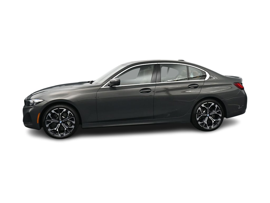 Thumbnail: 2026 BMW 3 Series - 3