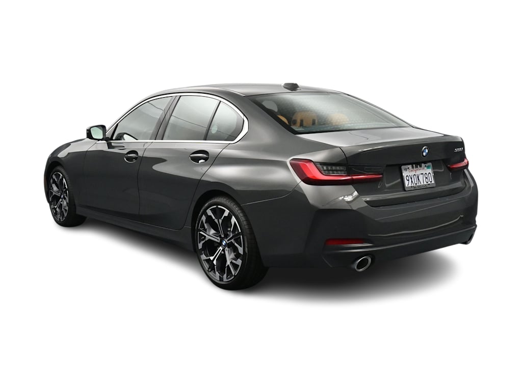 Thumbnail: 2026 BMW 3 Series - 4