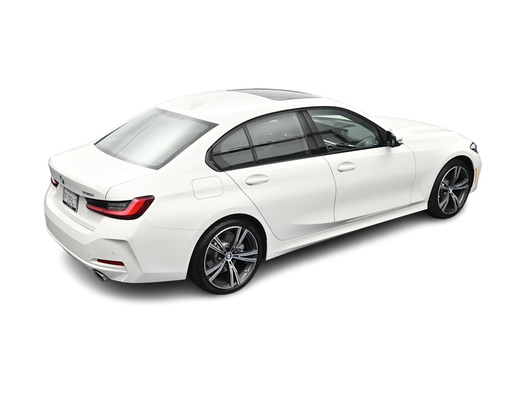 Thumbnail: 2023 BMW 3 Series - 22