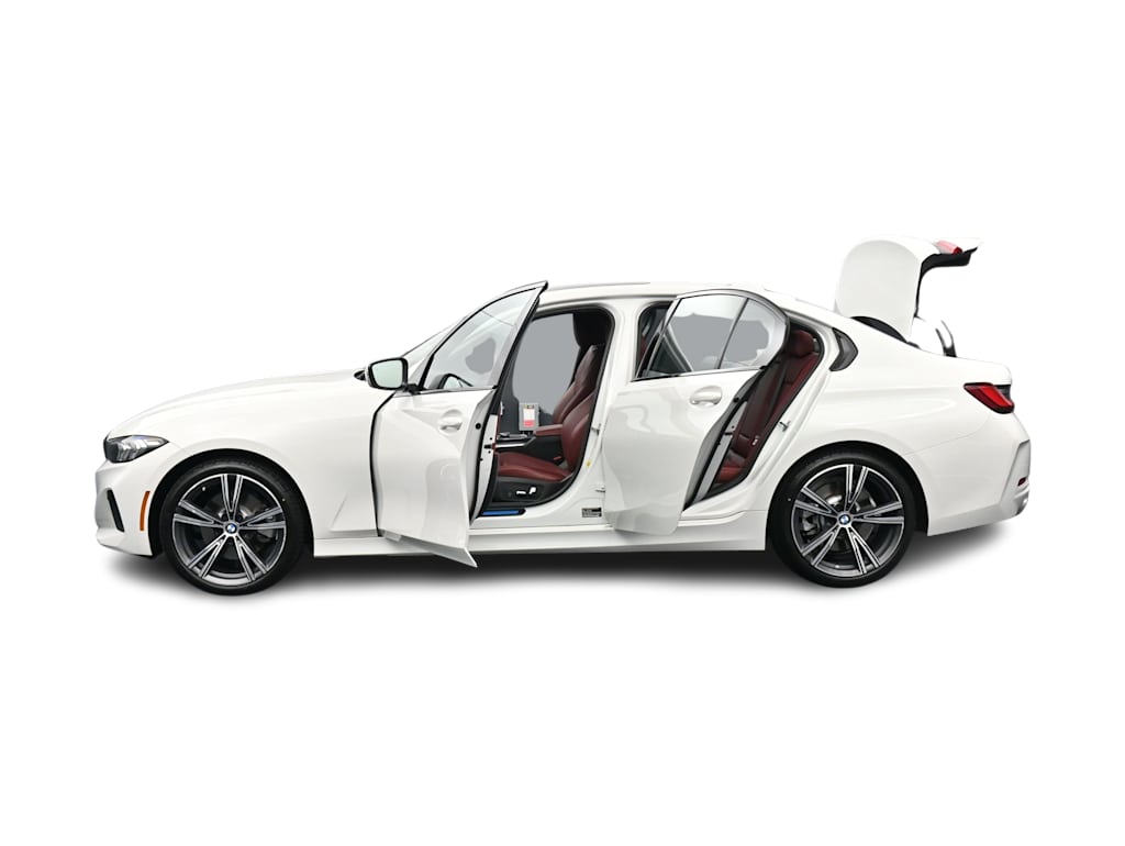 Thumbnail: 2023 BMW 3 Series - 36