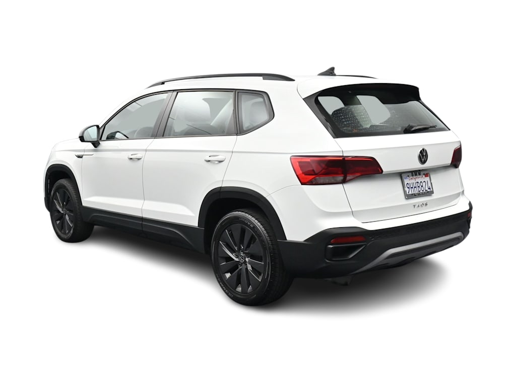 Thumbnail: 2023 Volkswagen Taos - 4