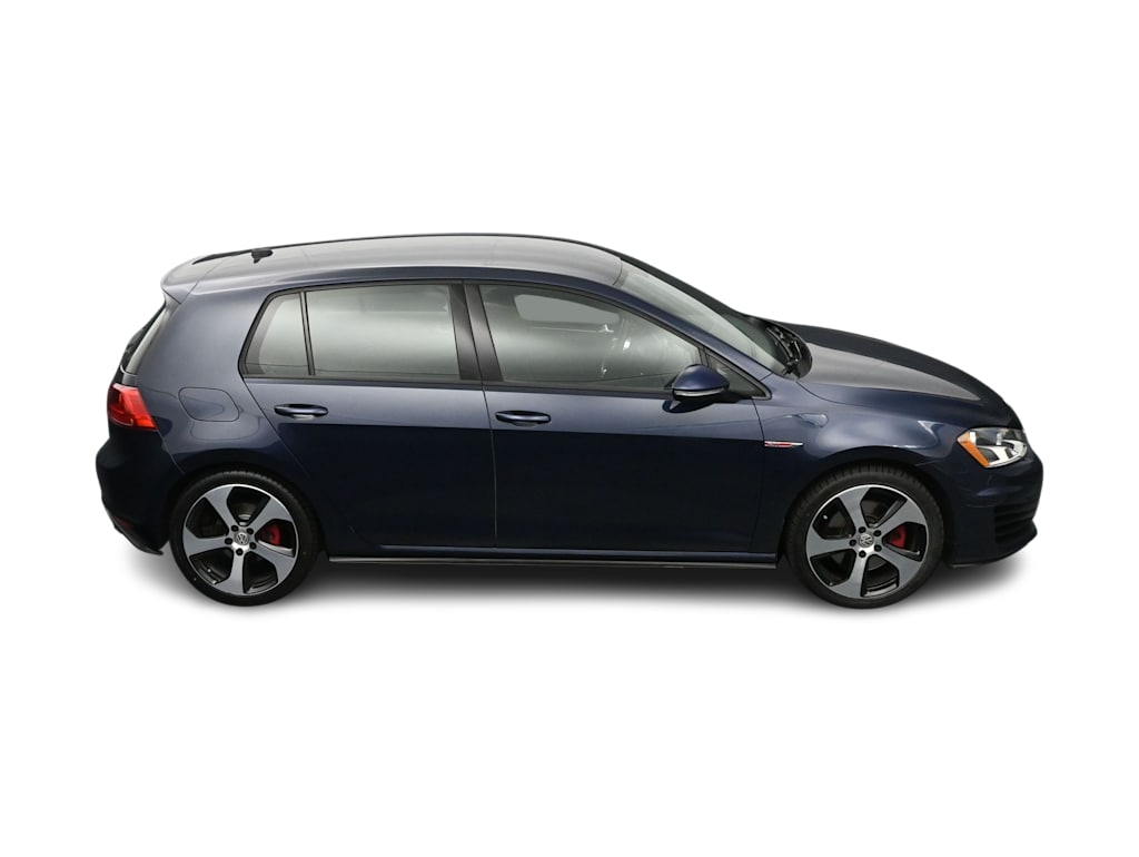 Thumbnail: 2017 Volkswagen Golf - 20