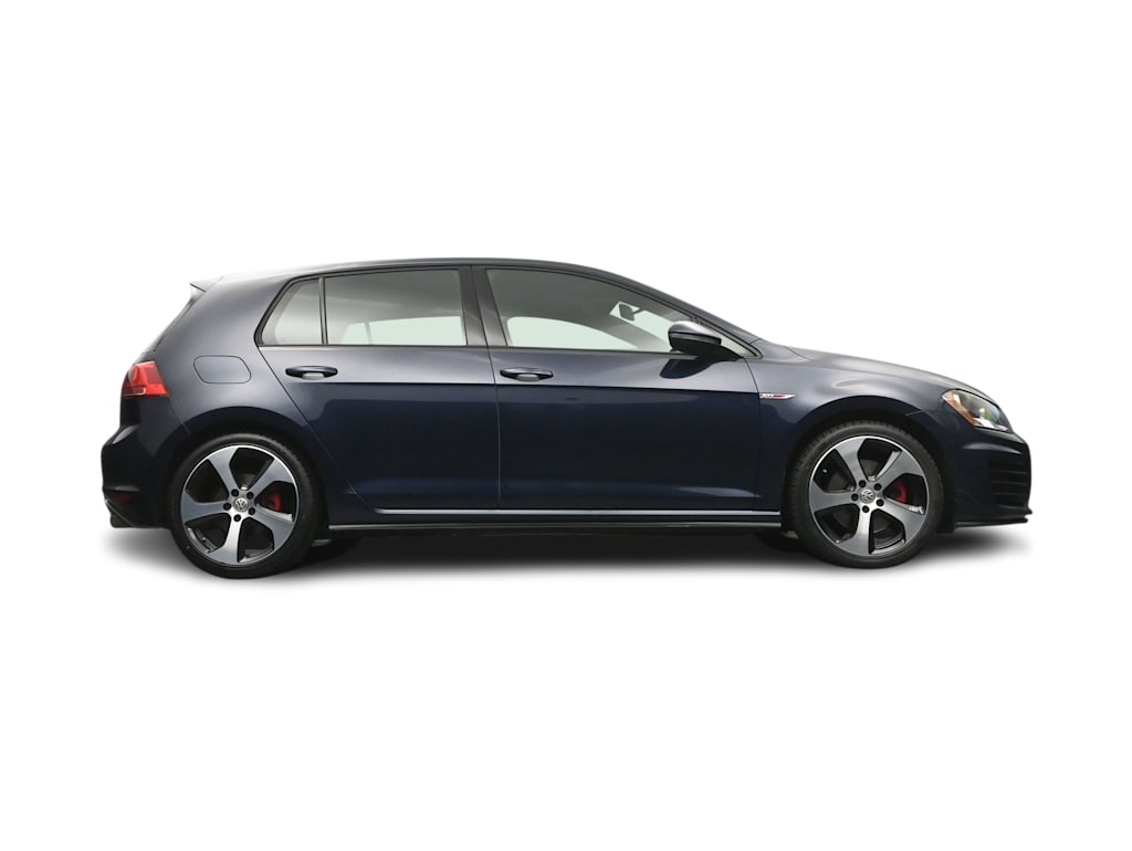 Thumbnail: 2017 Volkswagen Golf - 28
