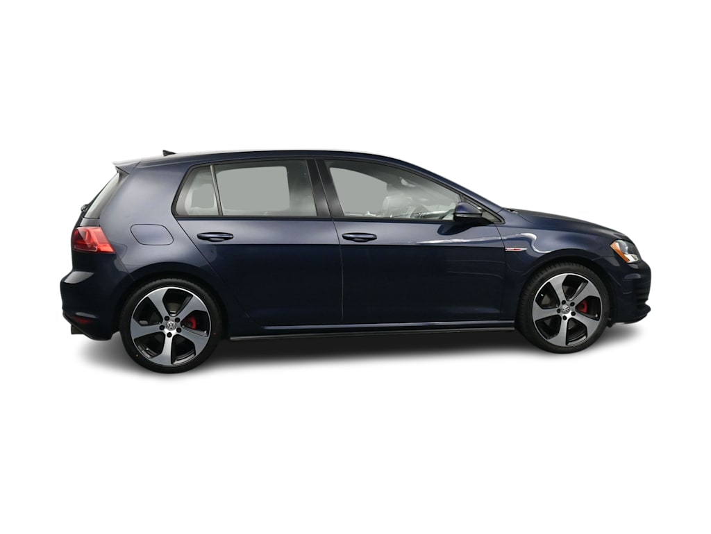 Thumbnail: 2017 Volkswagen Golf - 14
