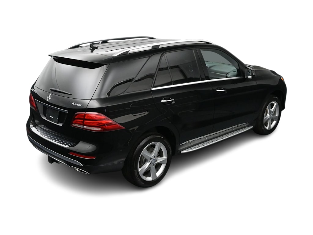 Thumbnail: 2016 Mercedes-Benz GLE - 22