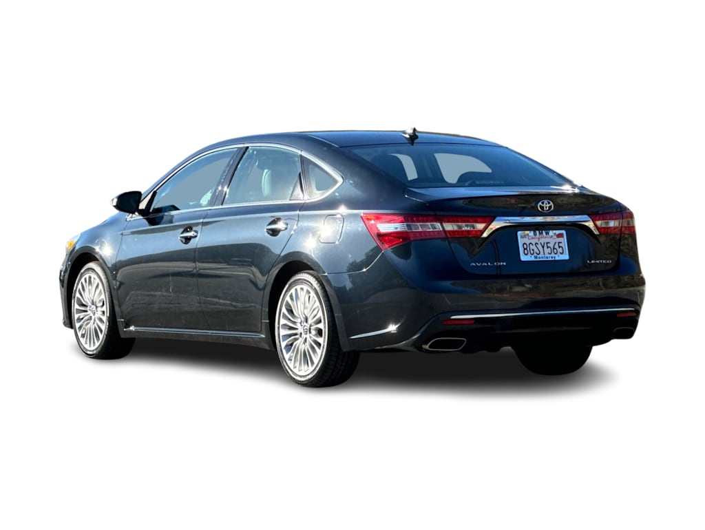 Thumbnail: 2017 Toyota Avalon - 4