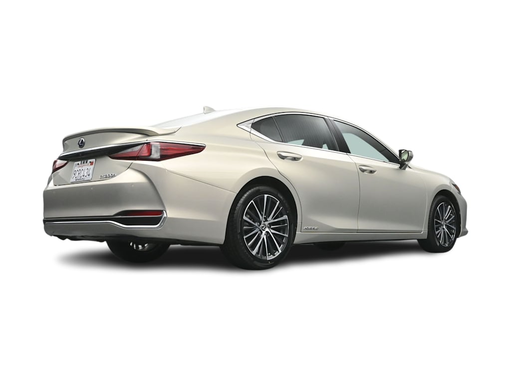 Thumbnail: 2022 Lexus ES - 29