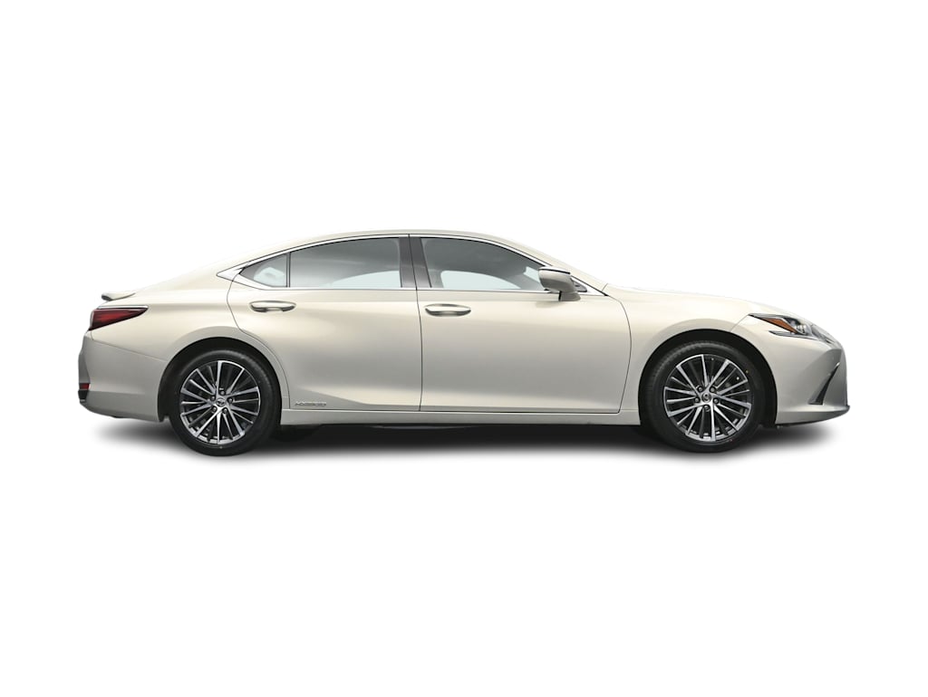 Thumbnail: 2022 Lexus ES - 28