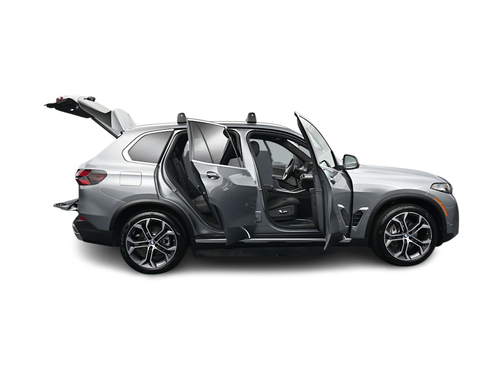 Thumbnail: 2024 BMW X5 - 35