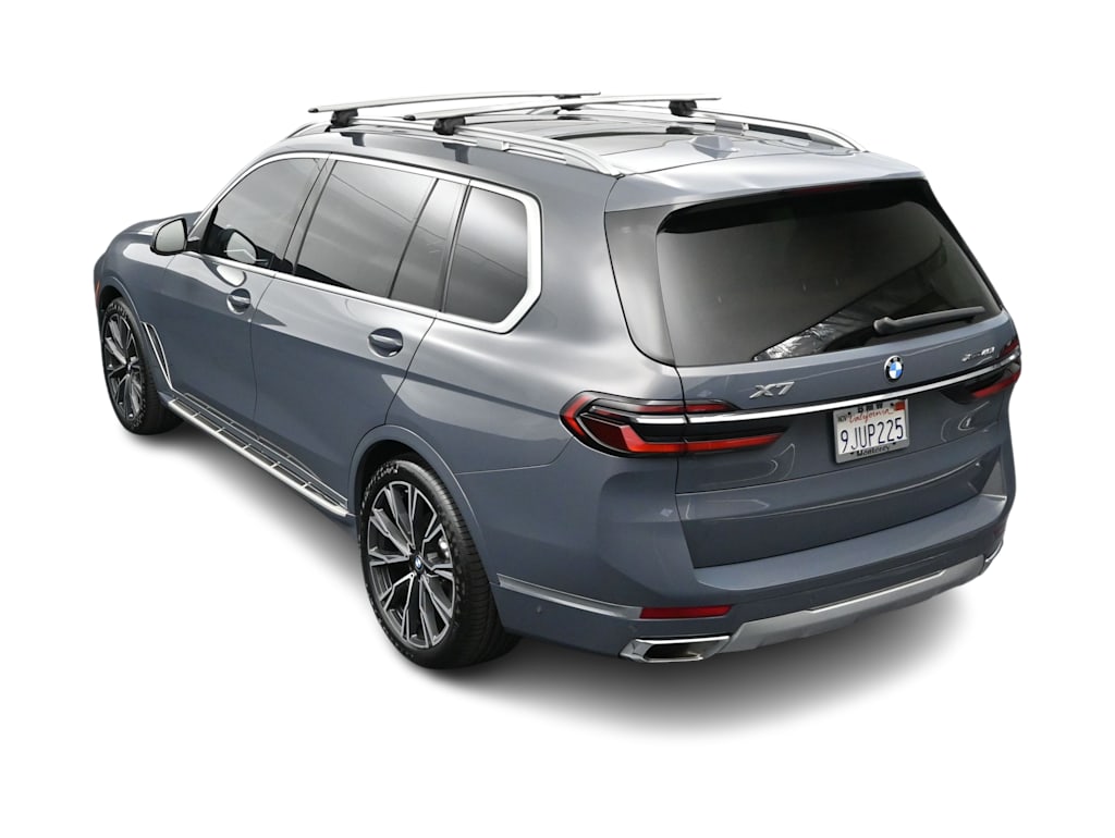Thumbnail: 2023 BMW X7 - 25