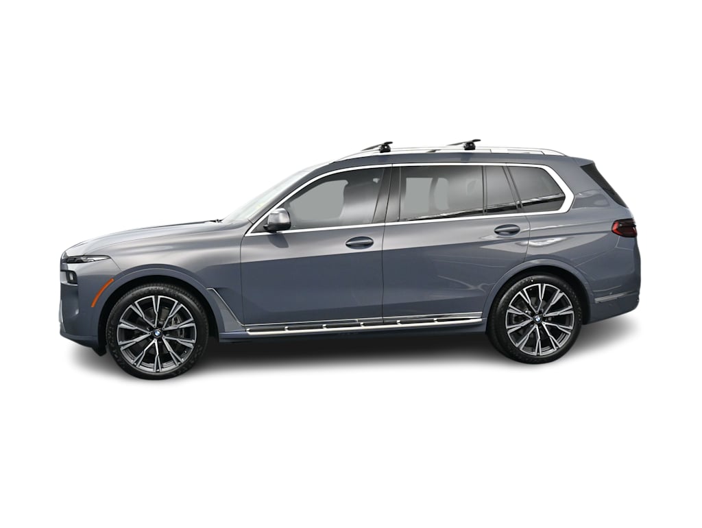 Thumbnail: 2023 BMW X7 - 3