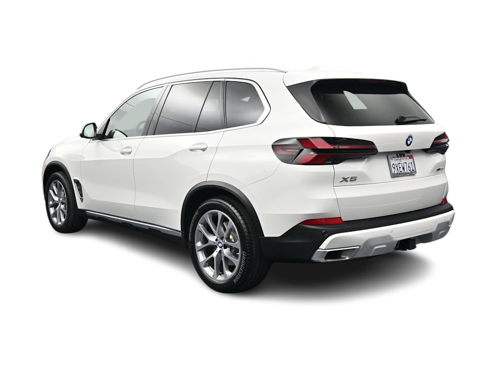 Thumbnail: 2026 BMW X5 - 4