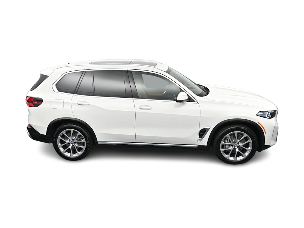 Thumbnail: 2026 BMW X5 - 21