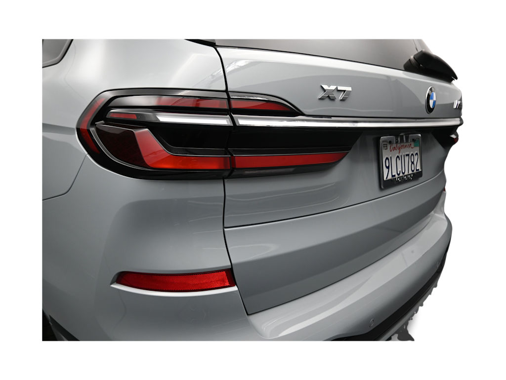 Thumbnail: 2024 BMW X7 - 20