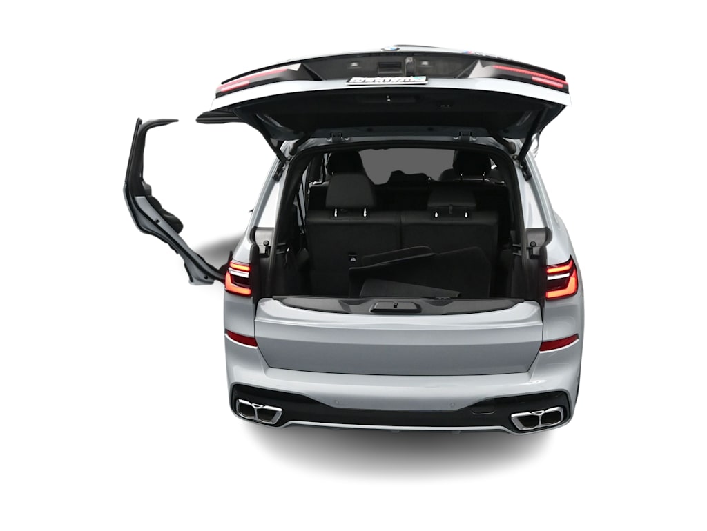 Thumbnail: 2024 BMW X7 - 39