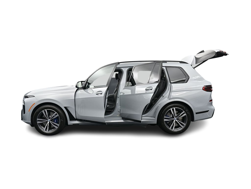 Thumbnail: 2026 BMW X7 - 35