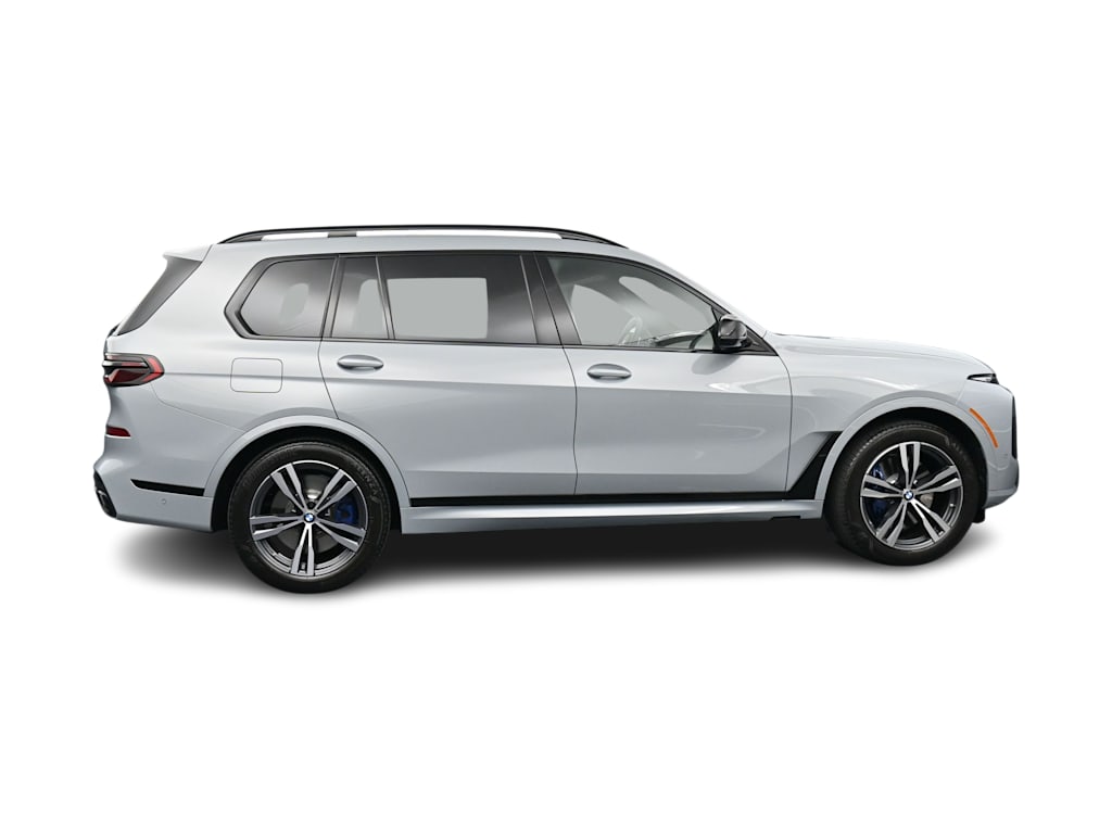 Thumbnail: 2026 BMW X7 - 13