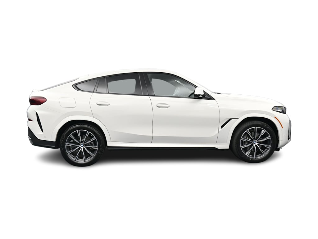 Thumbnail: 2024 BMW X6 - 13