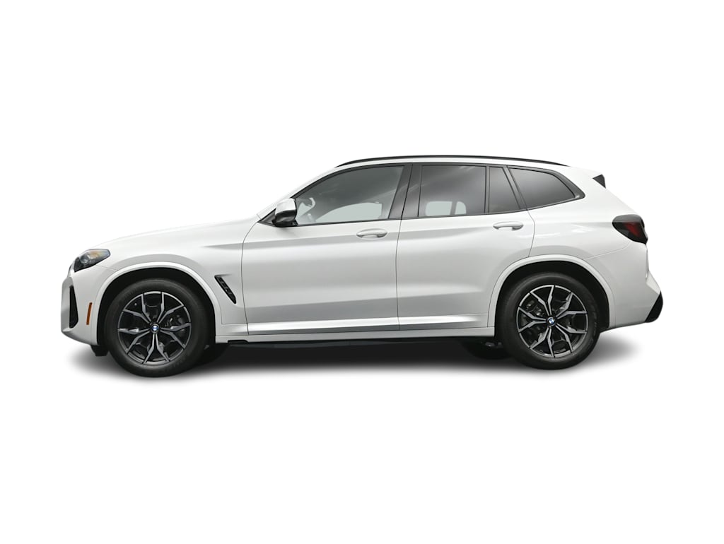 Thumbnail: 2023 BMW X3 - 24