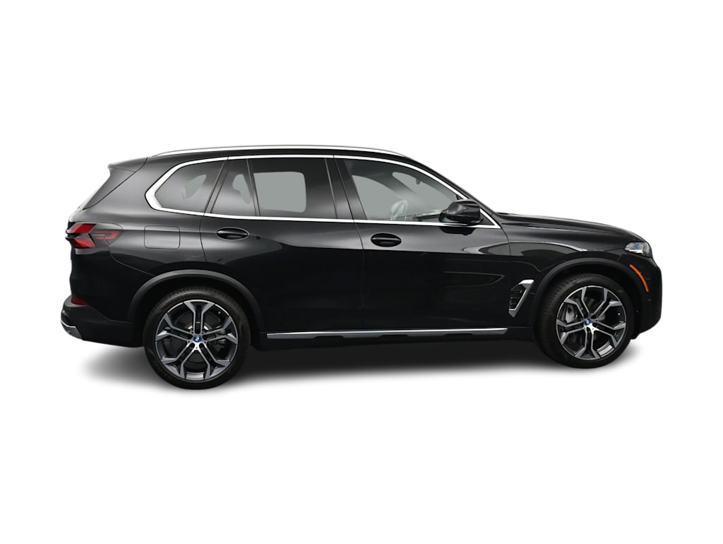 Thumbnail: 2024 BMW X5 - 15