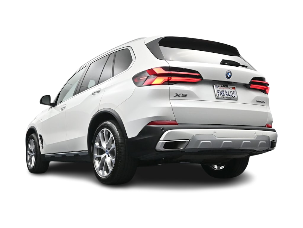 Thumbnail: 2025 BMW X5 - 32