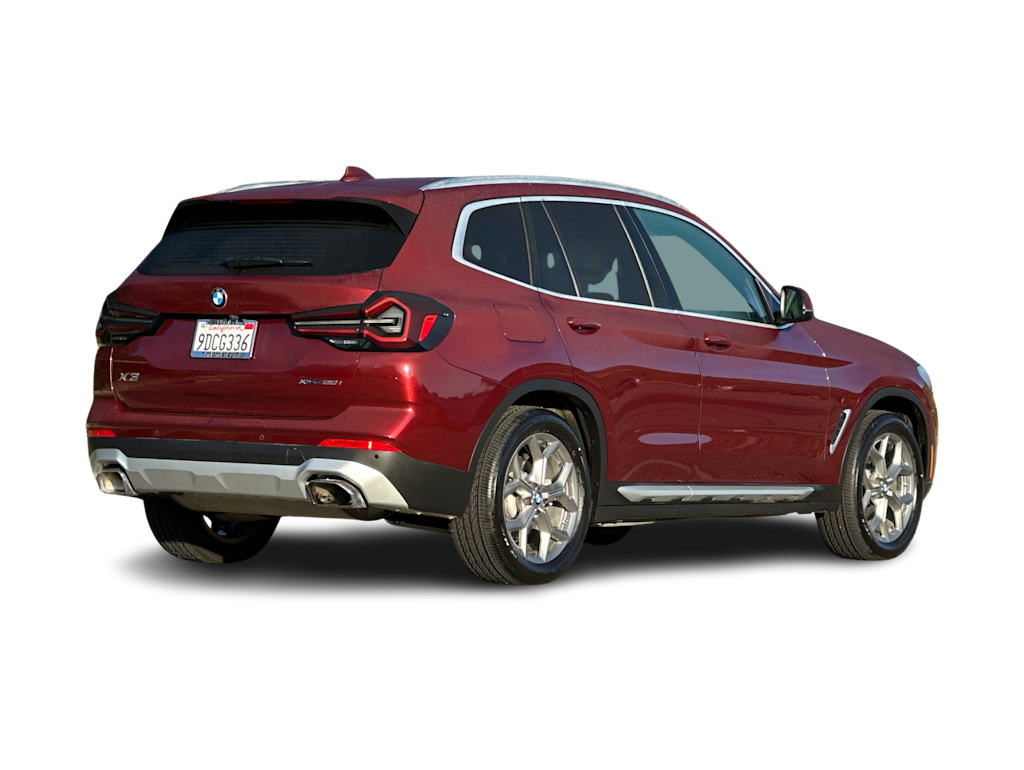 Thumbnail: 2023 BMW X3 - 17