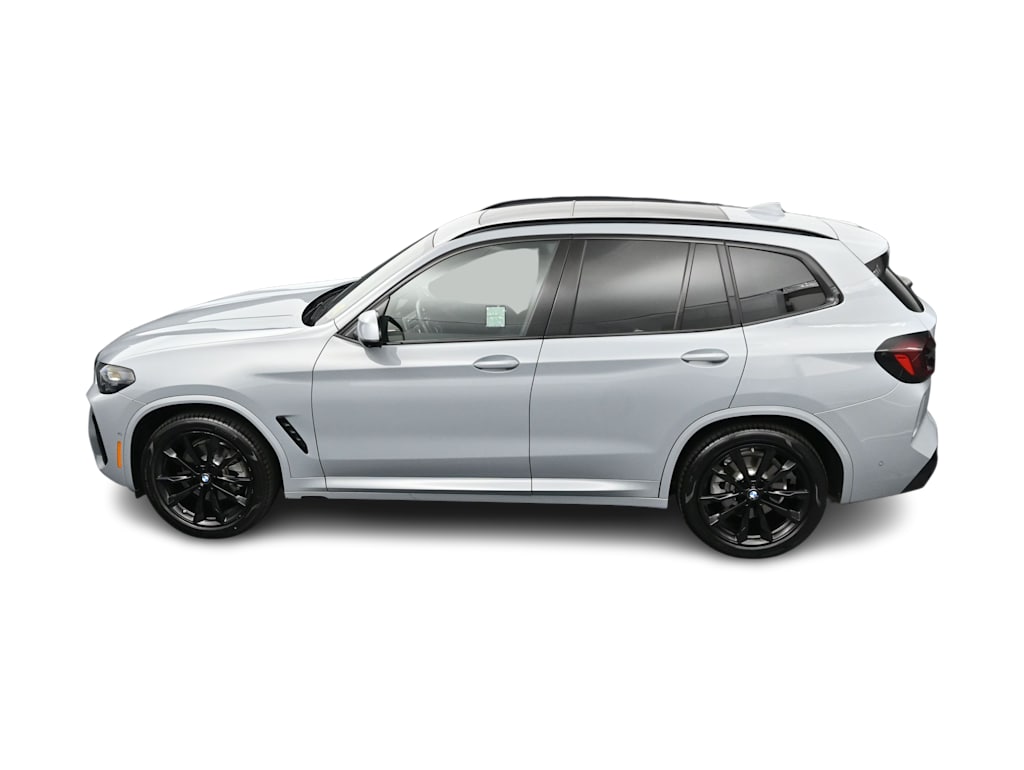 Thumbnail: 2023 BMW X3 - 24