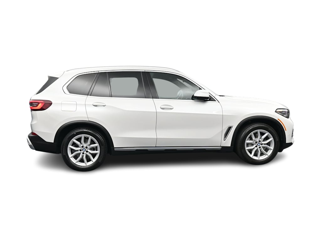 Thumbnail: 2023 BMW X5 - 17