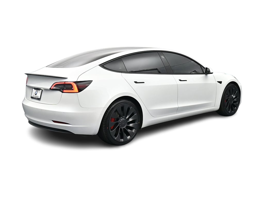 Thumbnail: 2022 Tesla Model 3 - 15