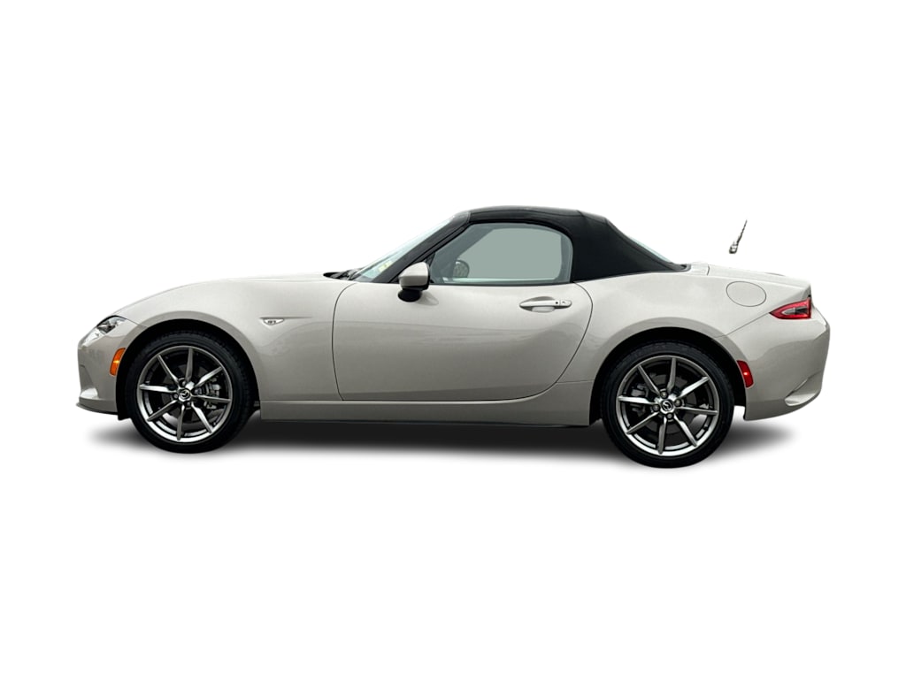 Thumbnail: 2023 Mazda MX-5 Miata - 3