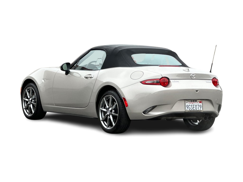 Thumbnail: 2023 Mazda MX-5 Miata - 4