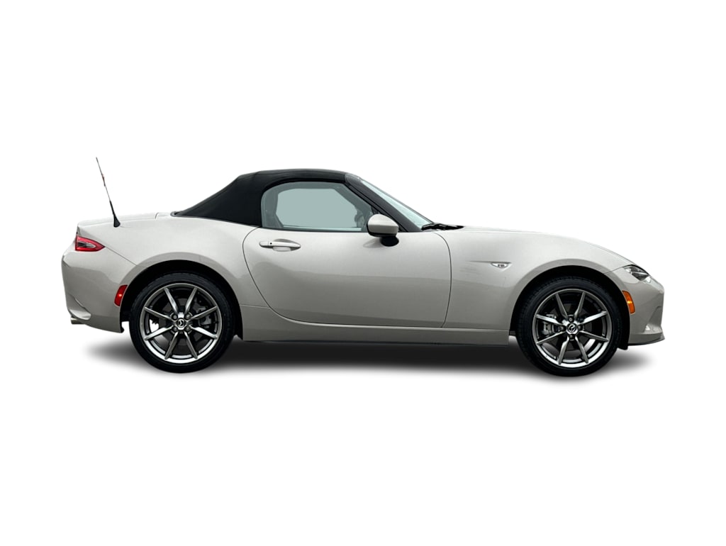 Thumbnail: 2023 Mazda MX-5 Miata - 17