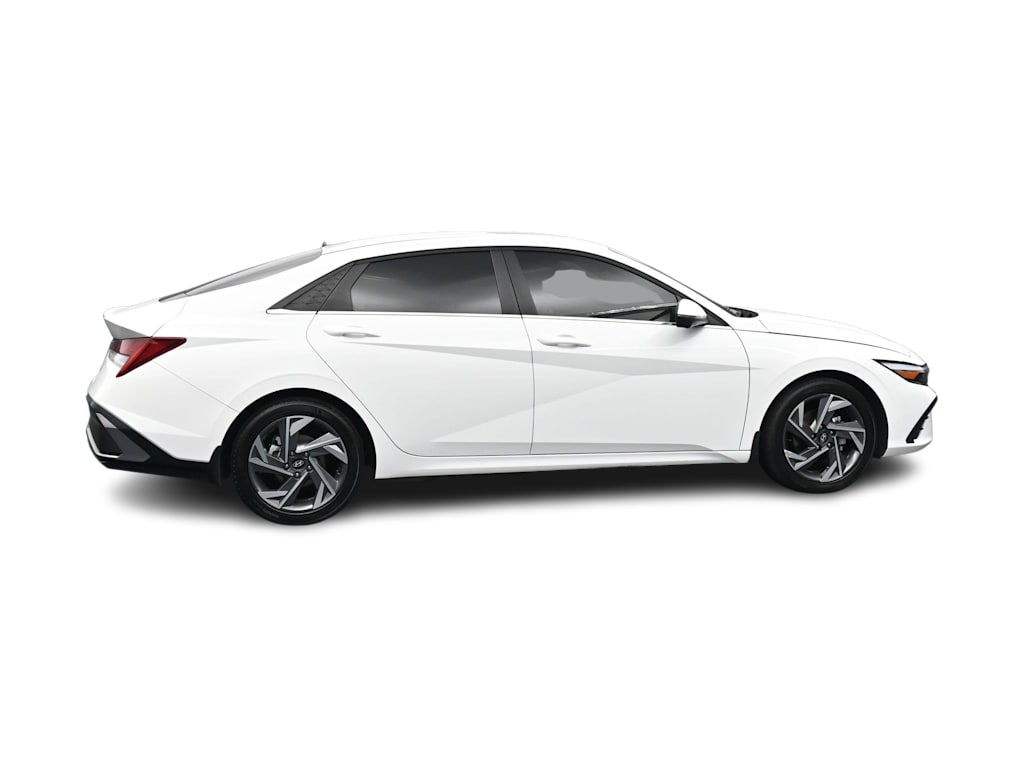 Thumbnail: 2024 Hyundai Elantra - 14