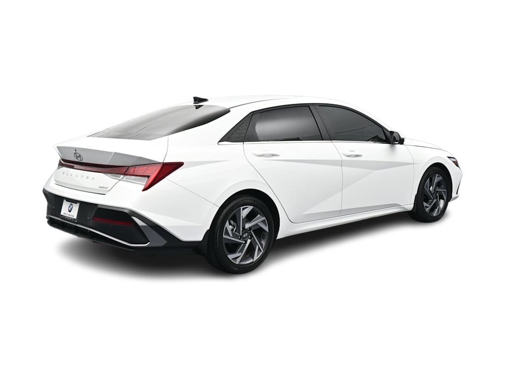Thumbnail: 2024 Hyundai Elantra - 15