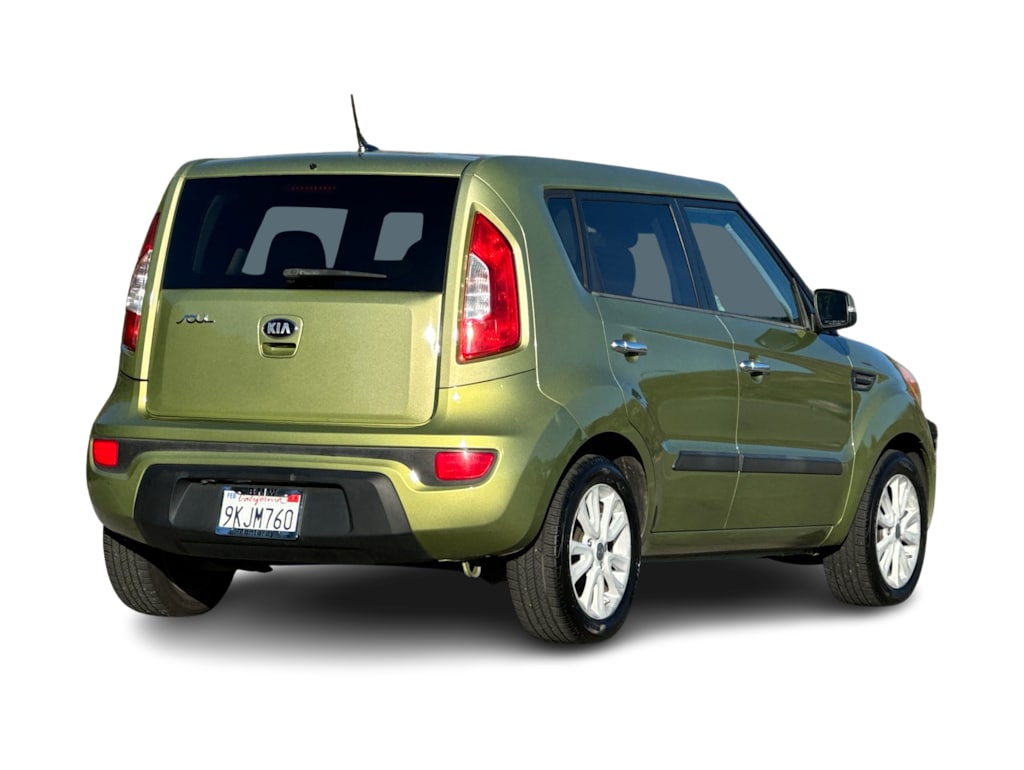 Thumbnail: 2013 Kia Soul - 17