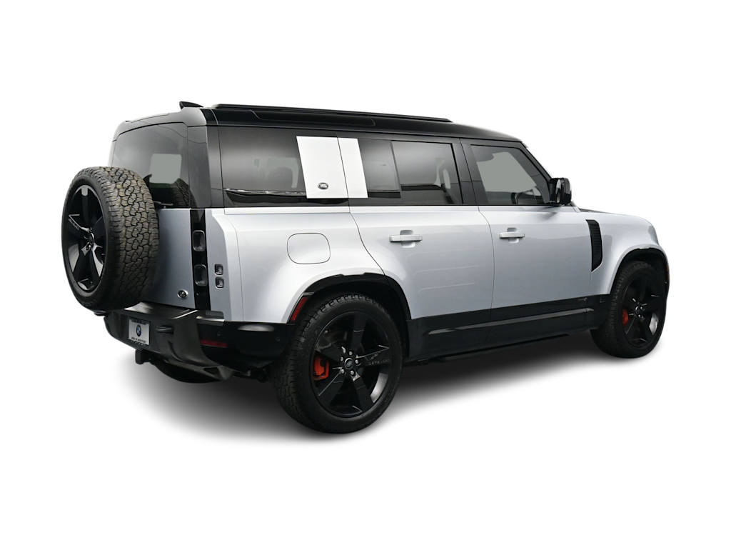 Thumbnail: 2022 Land Rover Defender - 11