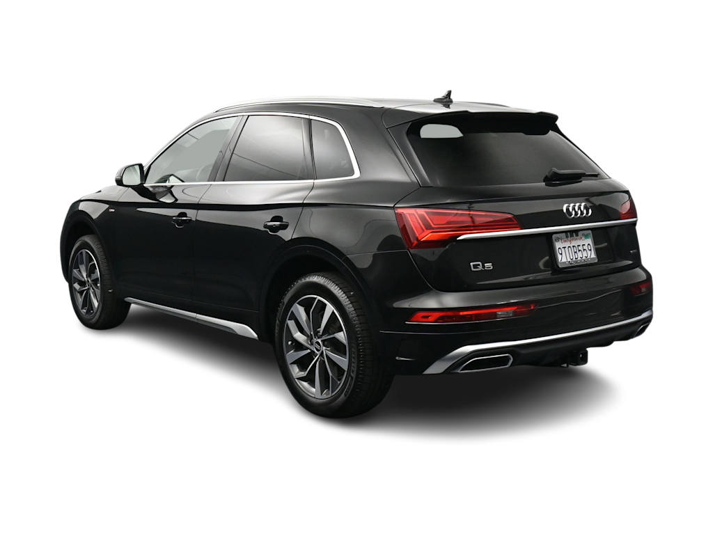 Thumbnail: 2022 Audi Q5 - 4