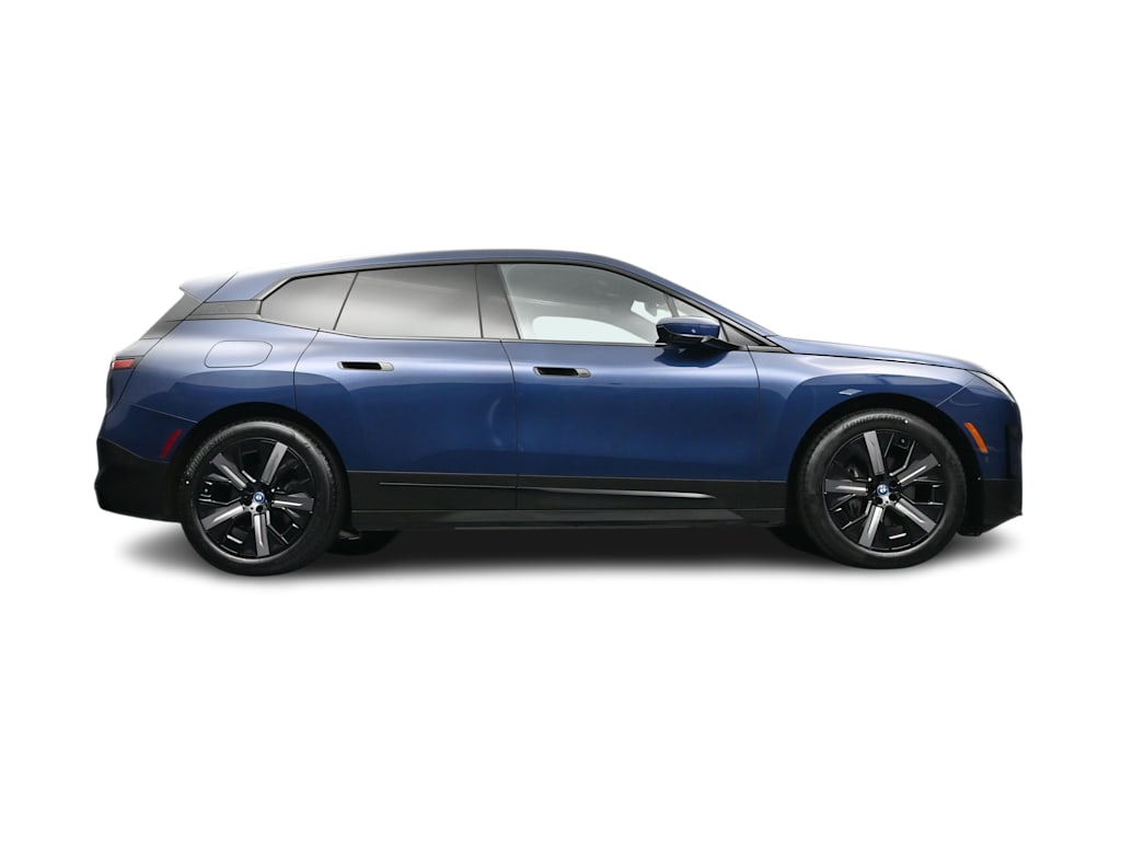 Thumbnail: 2023 BMW iX - 28