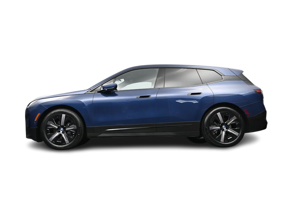 Thumbnail: 2023 BMW iX - 32