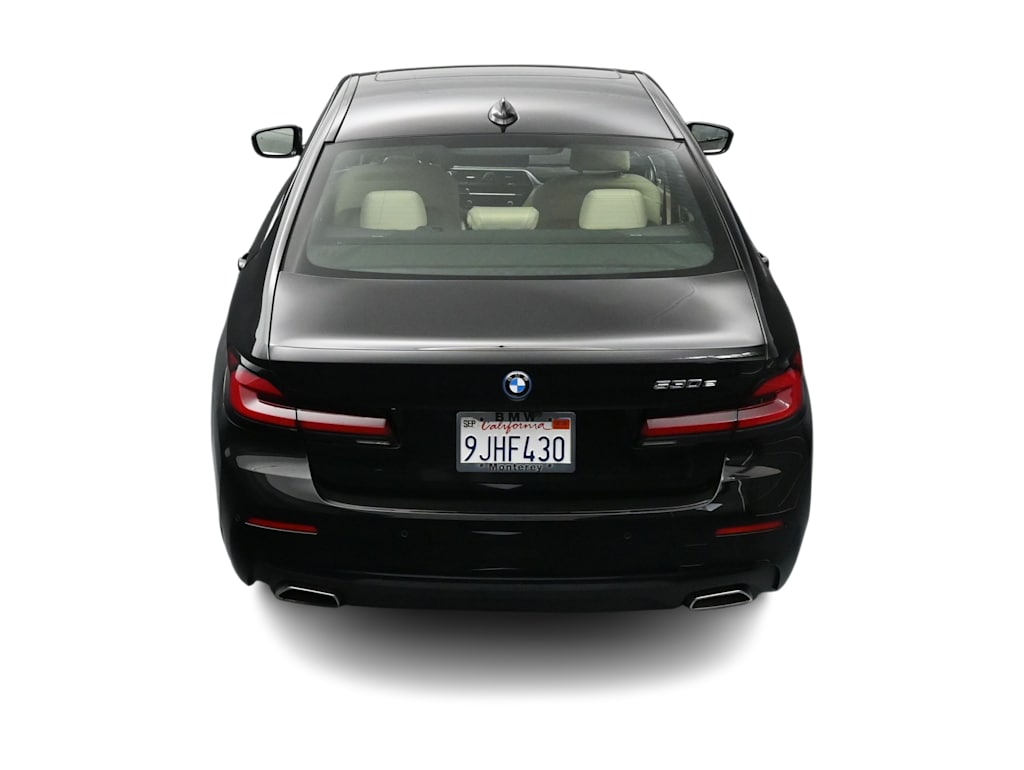 Thumbnail: 2023 BMW 5 Series - 24