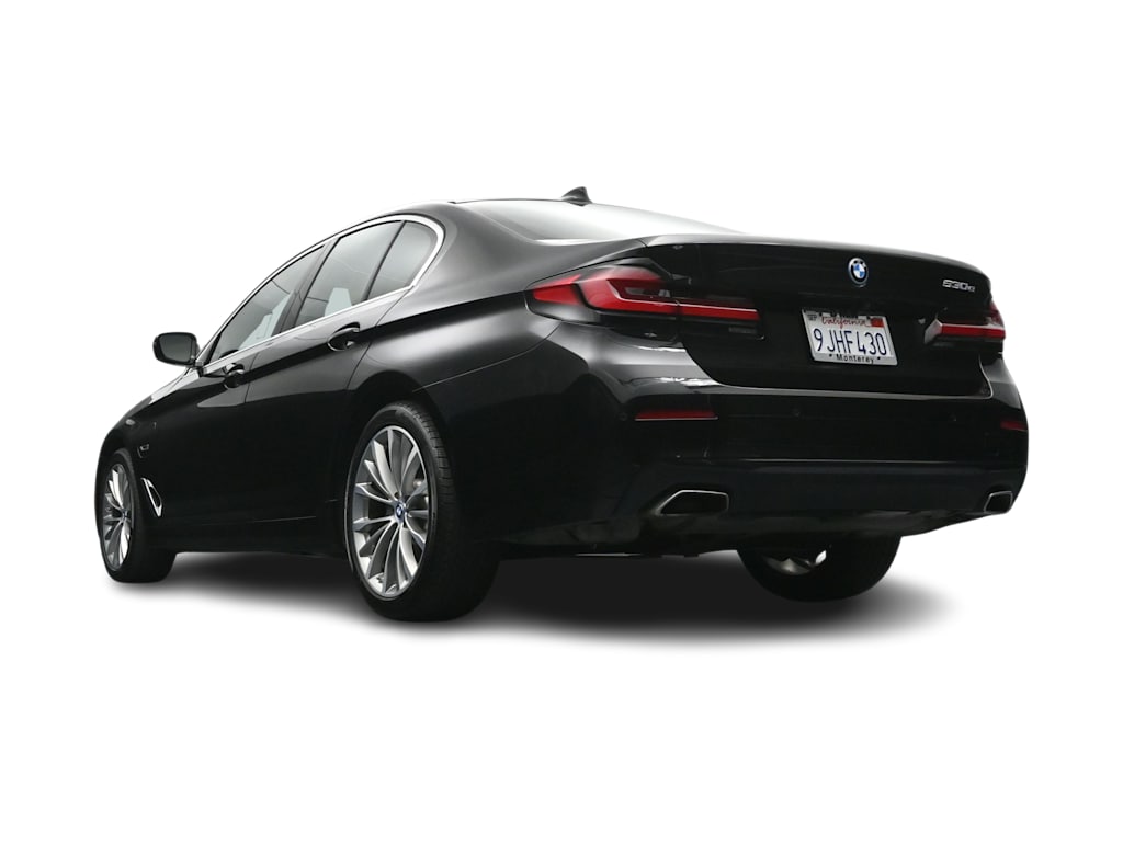 Thumbnail: 2023 BMW 5 Series - 33