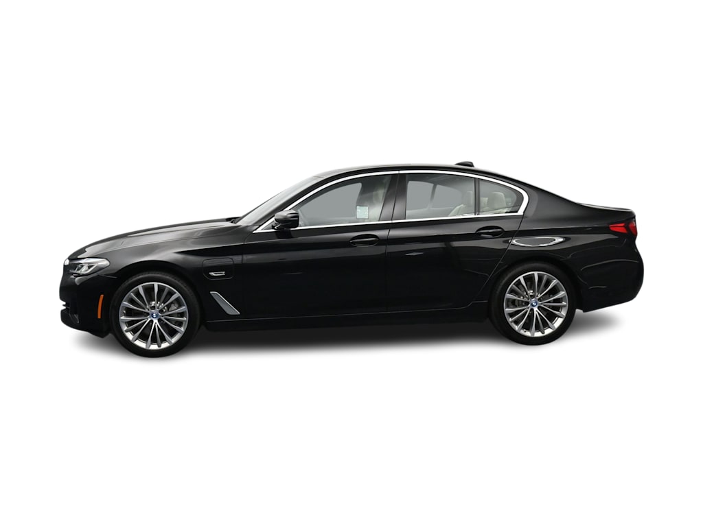 Thumbnail: 2023 BMW 5 Series - 3