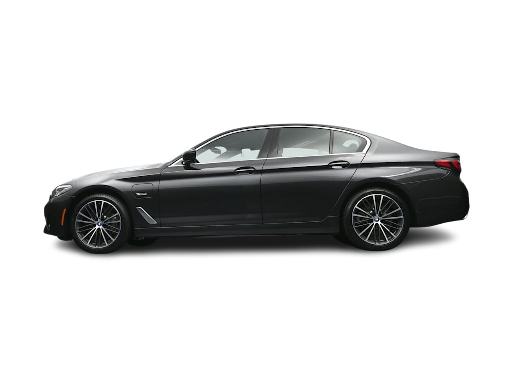 Thumbnail: 2023 BMW 5 Series - 33
