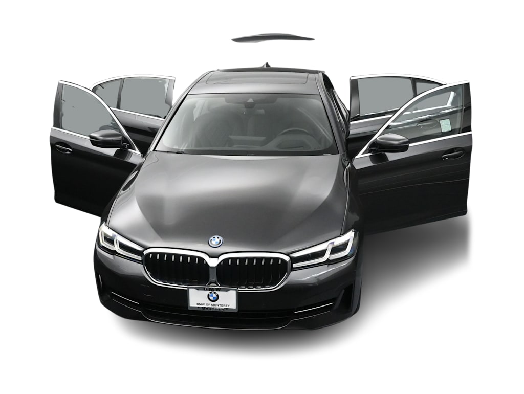 Thumbnail: 2023 BMW 5 Series - 34