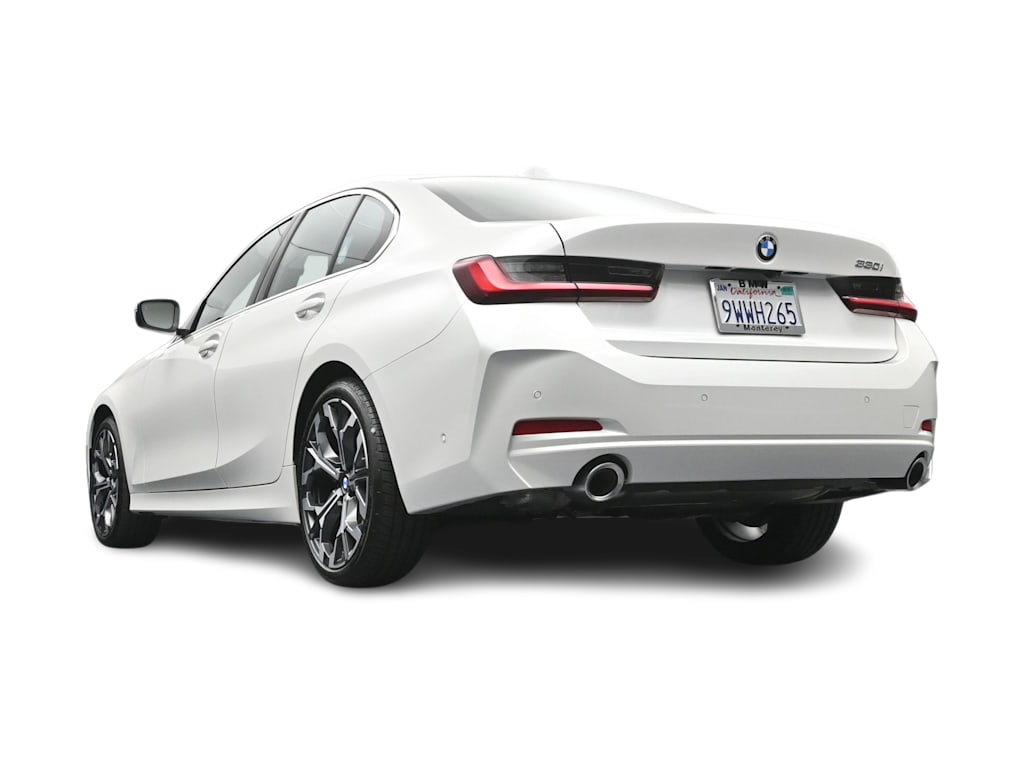 Thumbnail: 2026 BMW 3 Series - 32