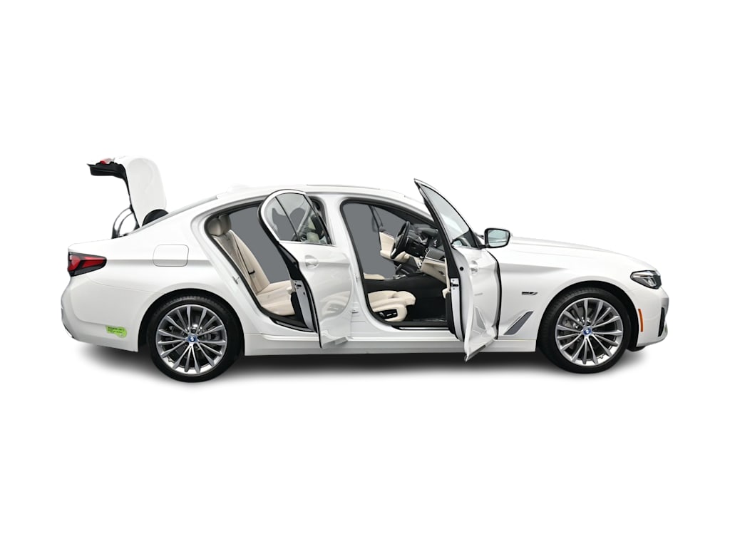 Thumbnail: 2023 BMW 5 Series - 36