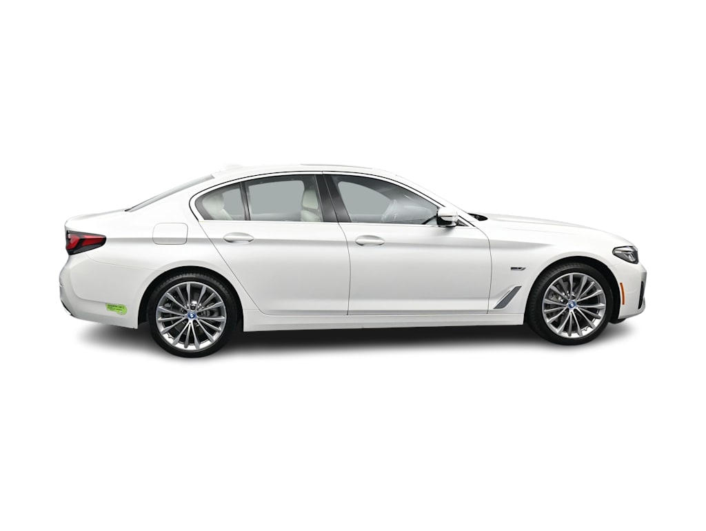 Thumbnail: 2023 BMW 5 Series - 15
