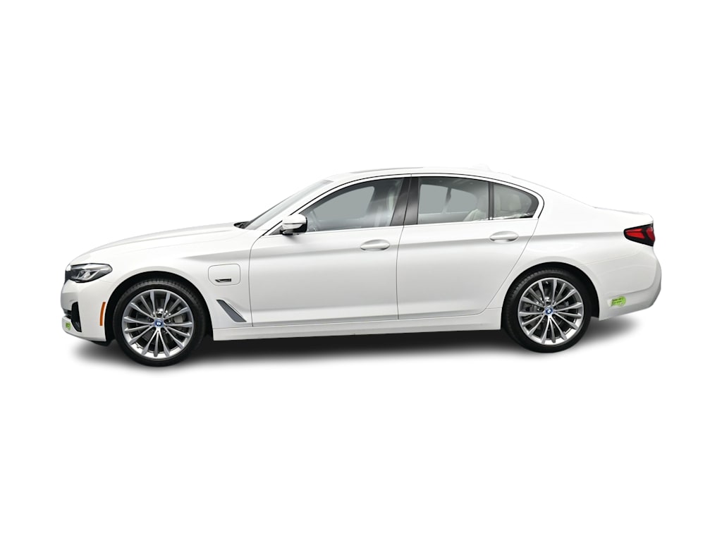 Thumbnail: 2023 BMW 5 Series - 3