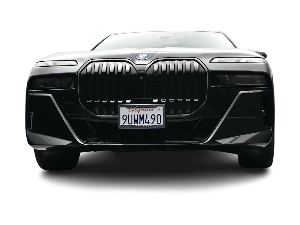 Thumbnail: 2025 BMW 7 Series - 24